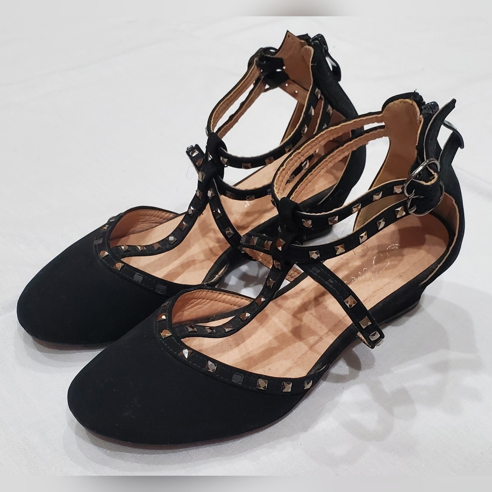 Elegant Black Studded Women's Heels
